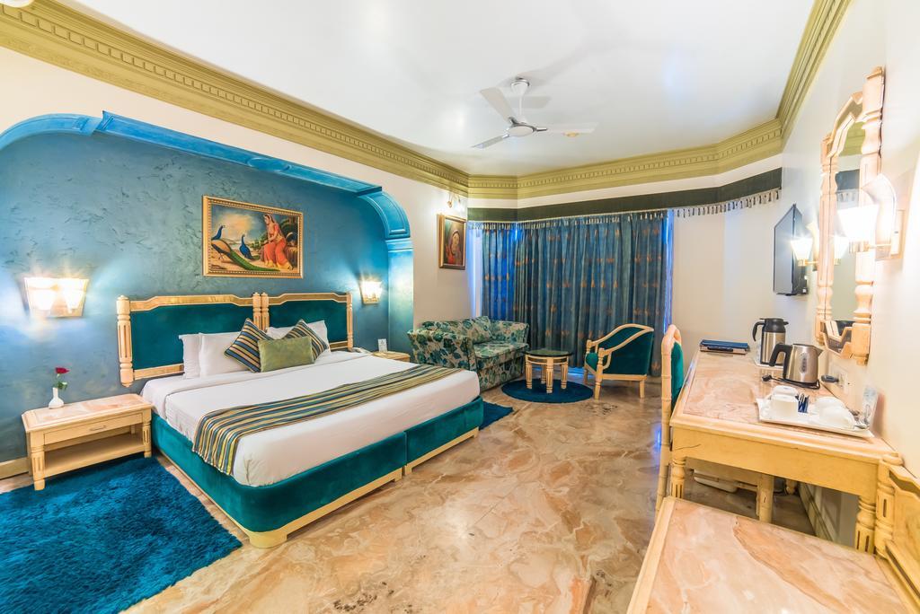 Hotel Hillock Mount Abu Eksteriør bilde